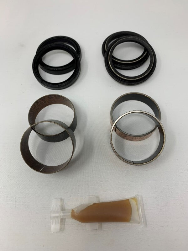 KYB 04+ Suzuki/ Yamaha /Kawasaki /Honda Front Fork Service Kit 48 mm. / 15 mm. - 2