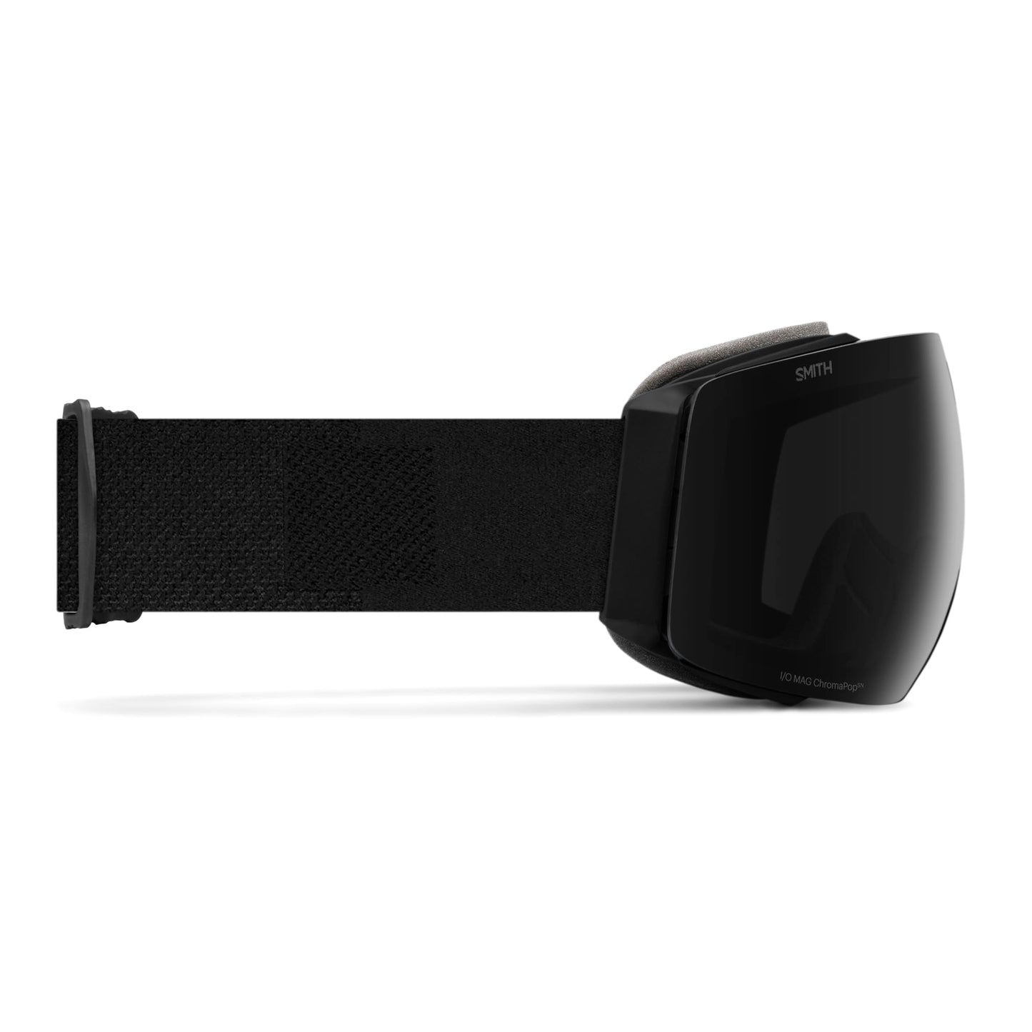 SMITH I/O MAG Snow Goggles with ChromaPop Lens (Blackout + ChromaPopSun Black Lens)